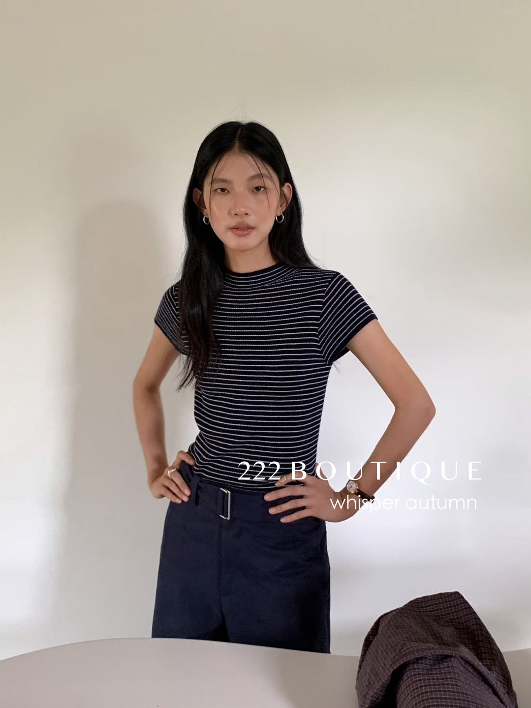 16a86 Mongtoghi mock-neck tee