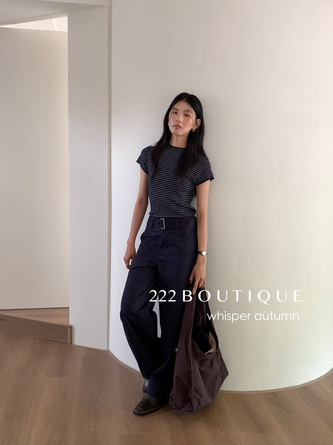16a86 Mongtoghi mock-neck tee