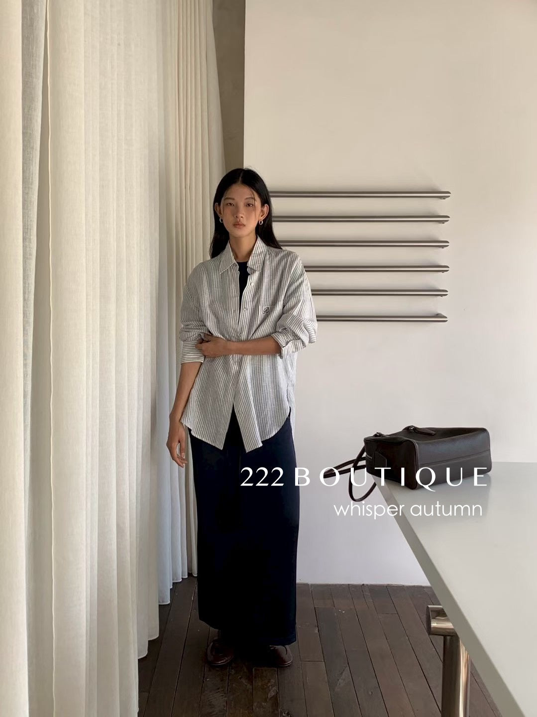 16a87 Embroidered striped silk shirt