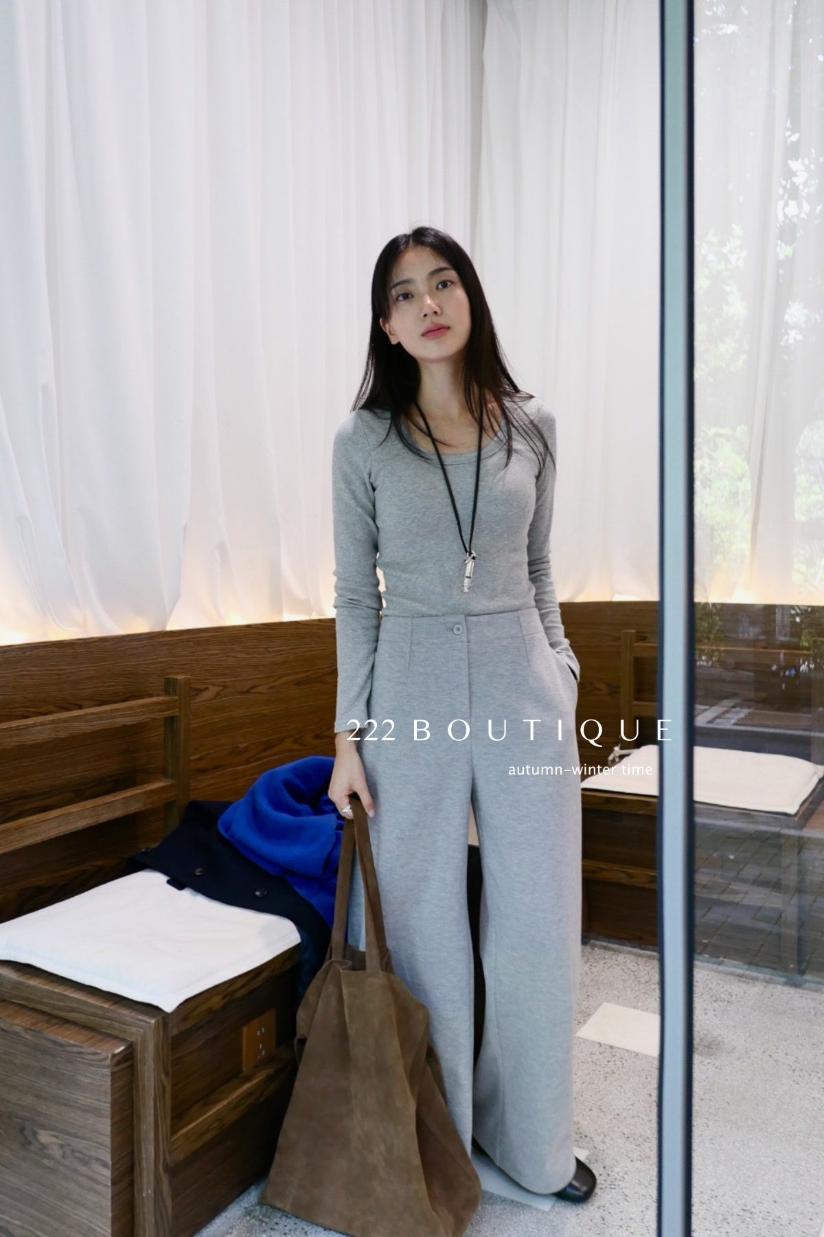 18a28 Thermal fitted U-neck top with padded chest