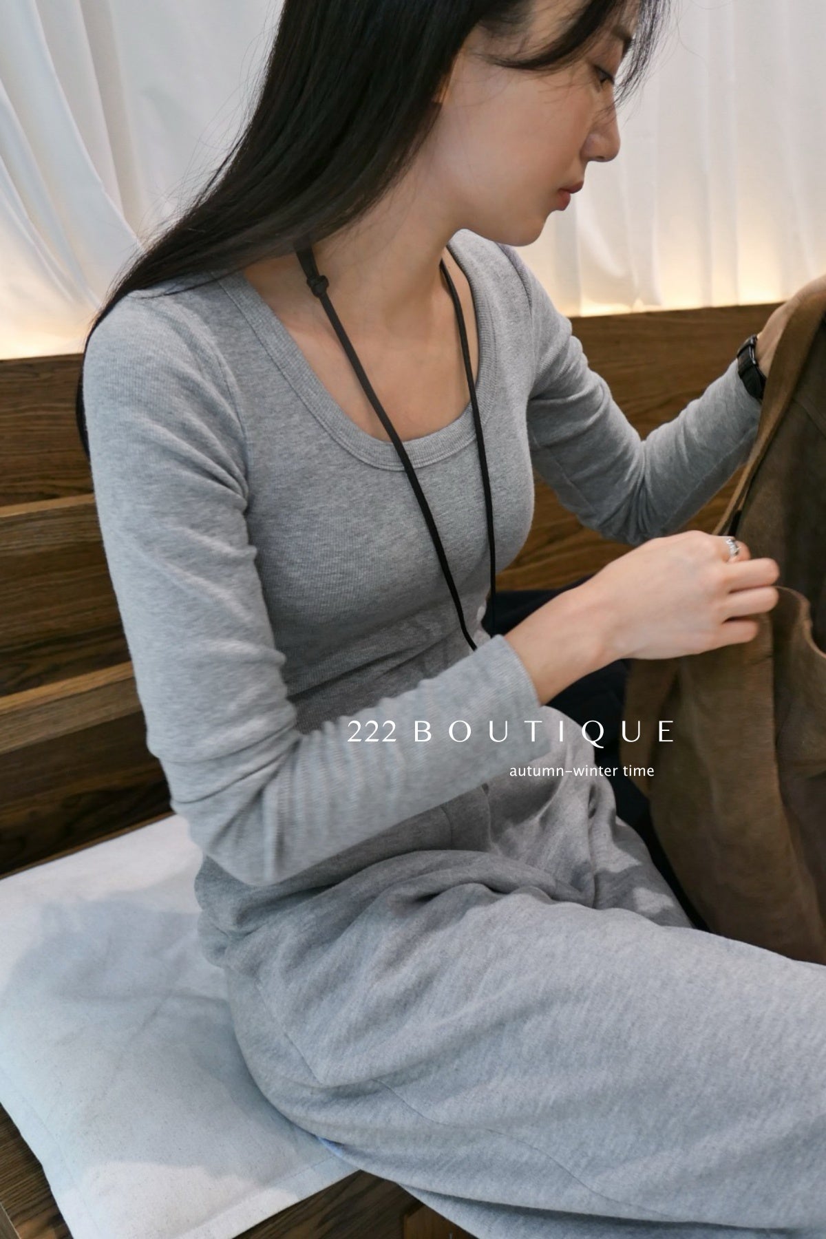 18a28 Thermal fitted U-neck top with padded chest