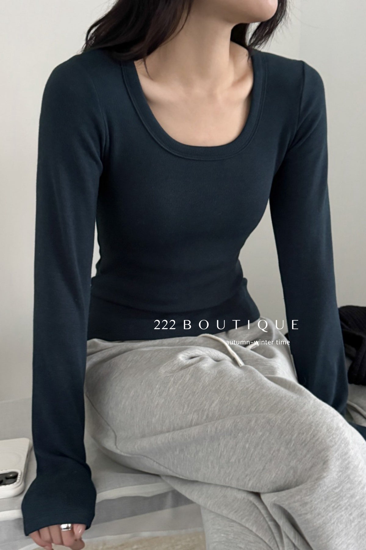 18a28 Thermal fitted U-neck top with padded chest