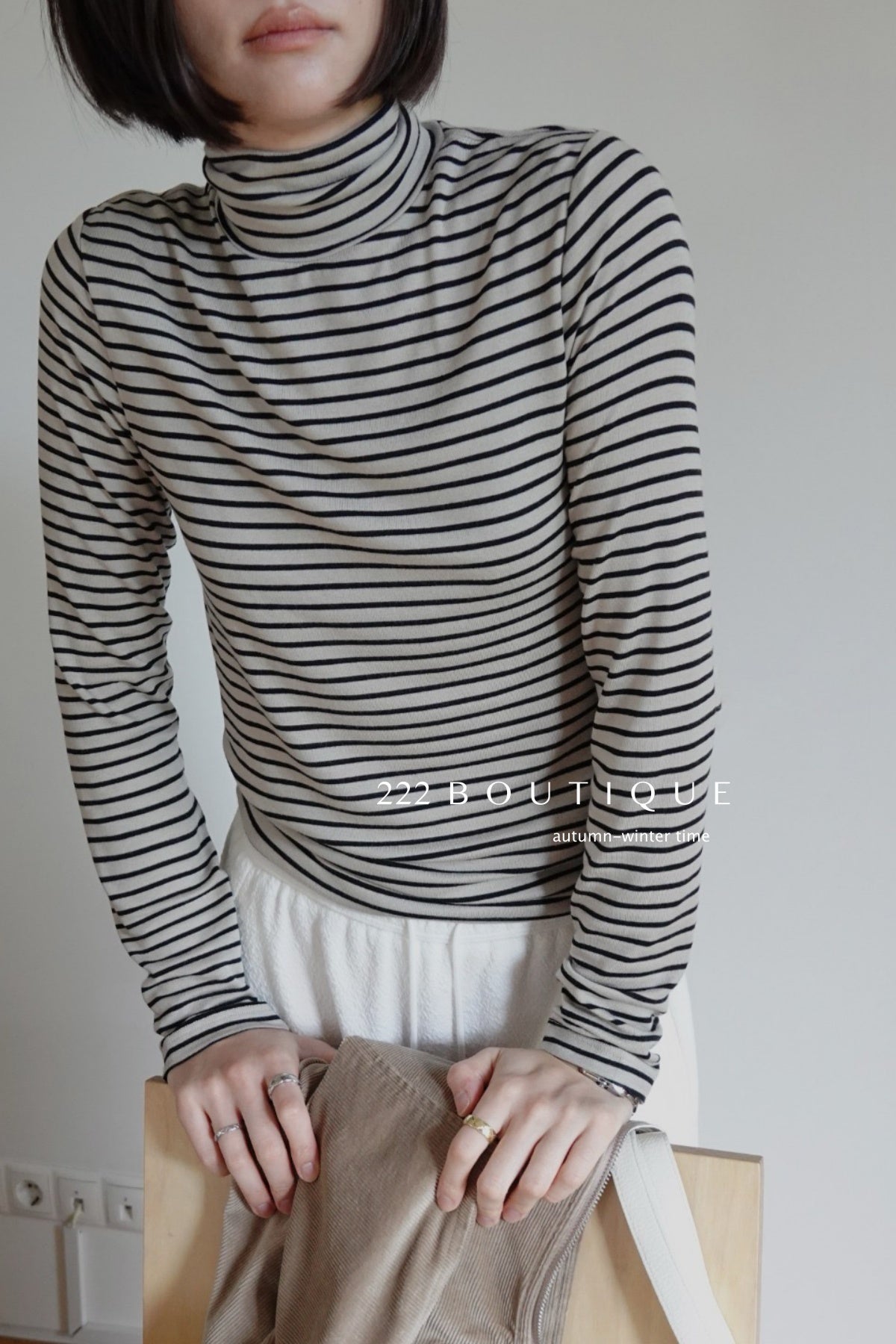 18a29 Cashmere turtleneck top