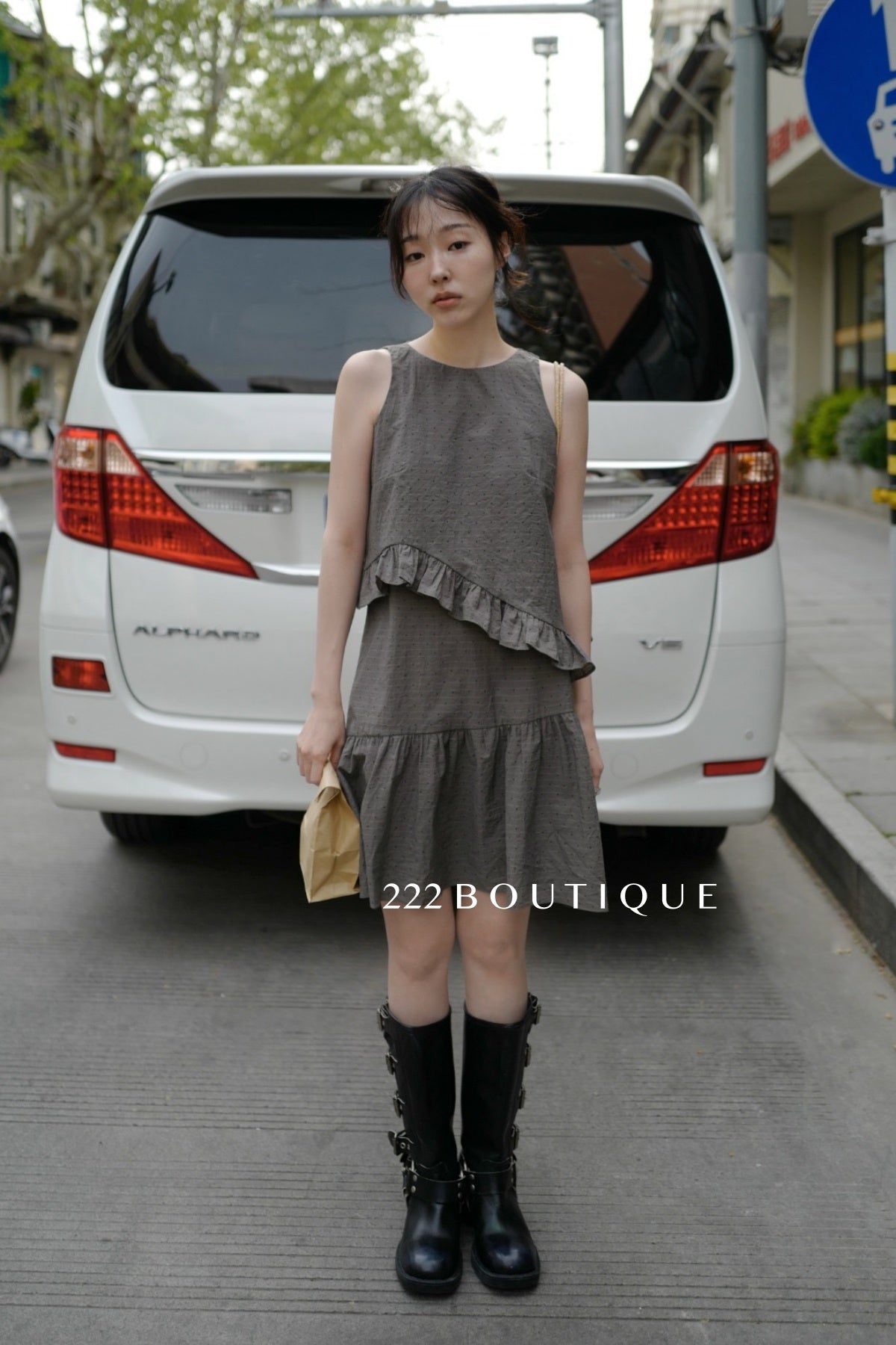 15v5 Textured cotton ruffle dress – charcoal black