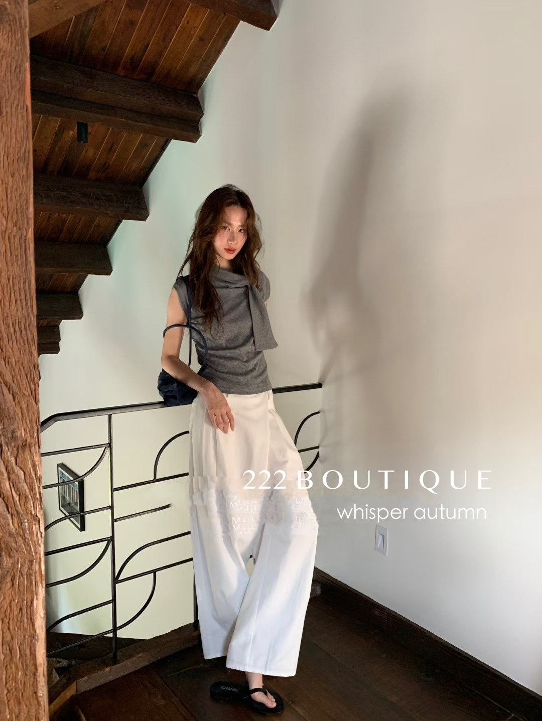 16a71 Mongtoghi sleeveless top with tie-neck