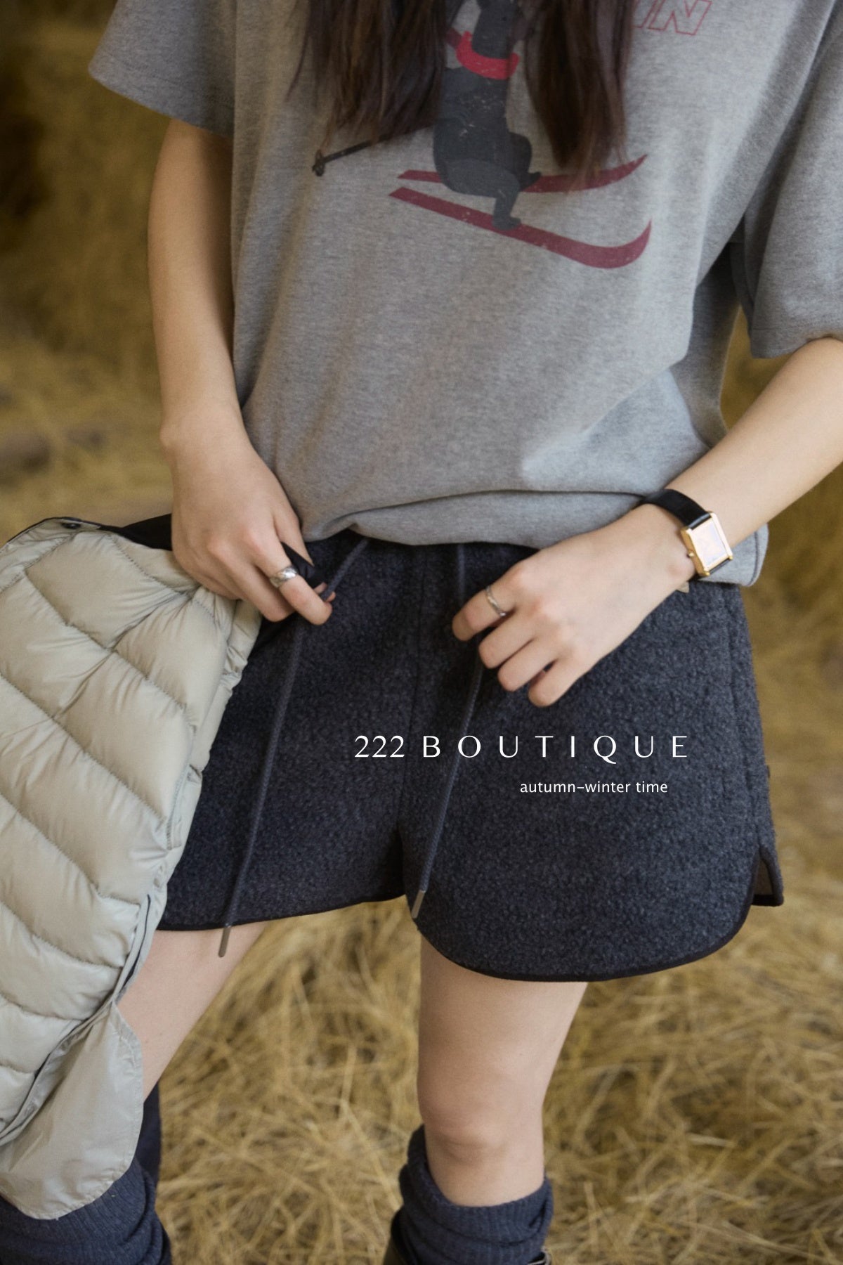 18a32 Basic light grey oversized tee