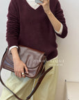 18a33 V-neck cashmere sweater