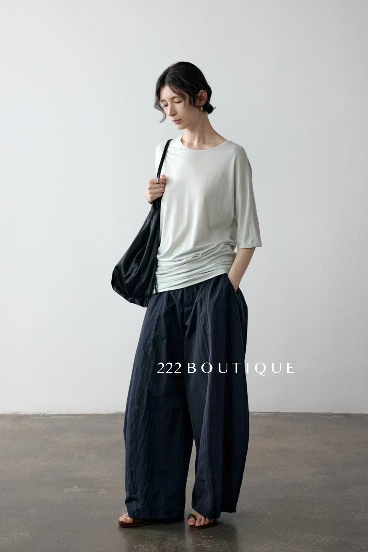 15q1 Textured wide-leg trousers – crisp and easygoing