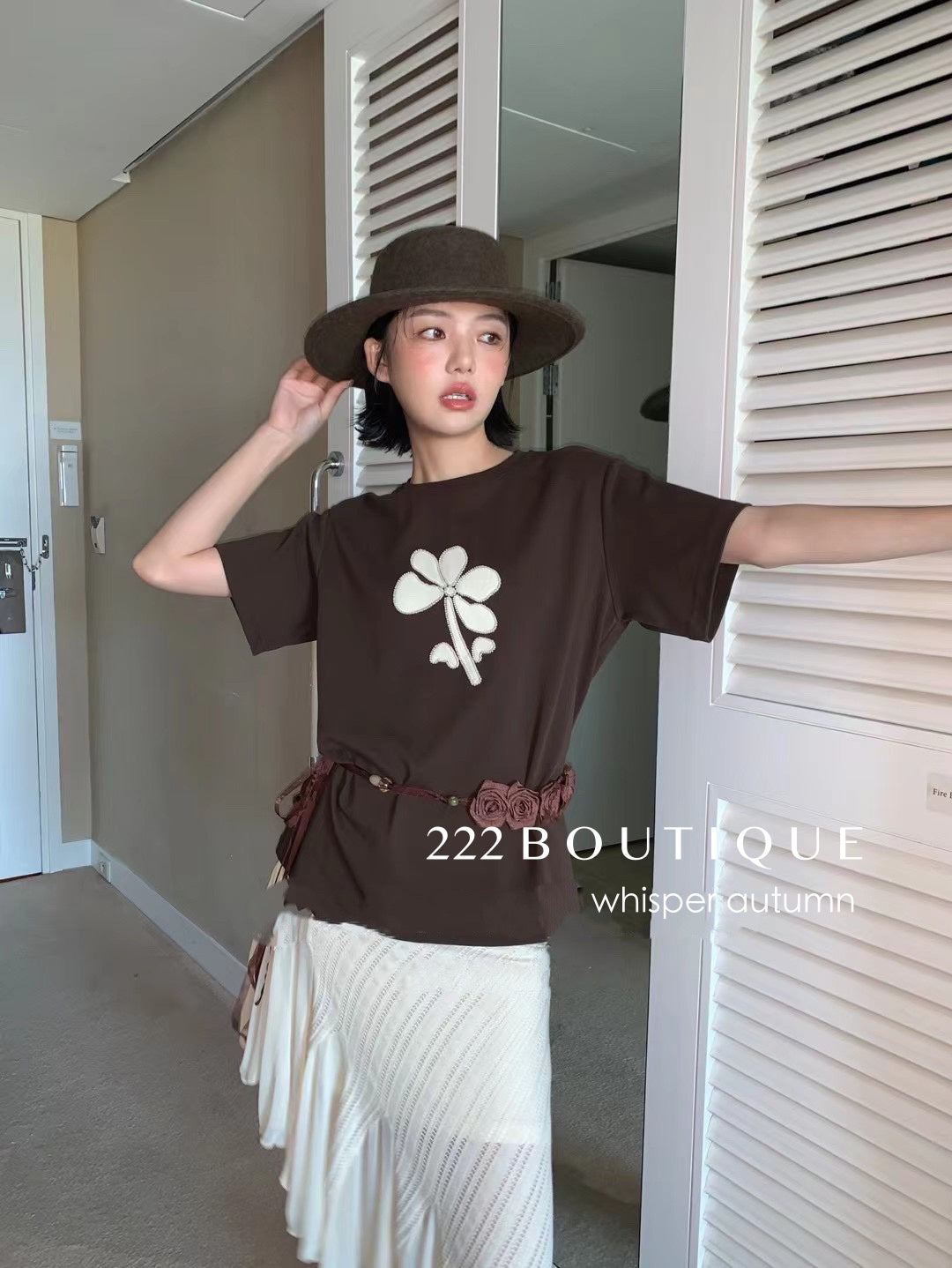 16a69 Floral print cotton tee