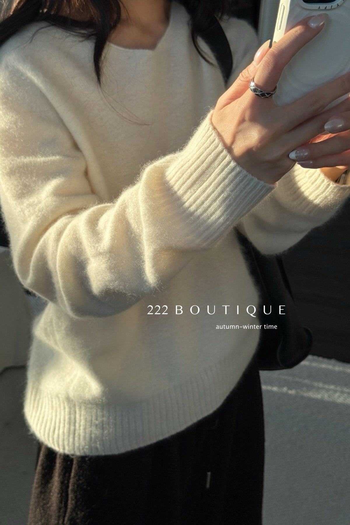 18a33 V-neck cashmere sweater