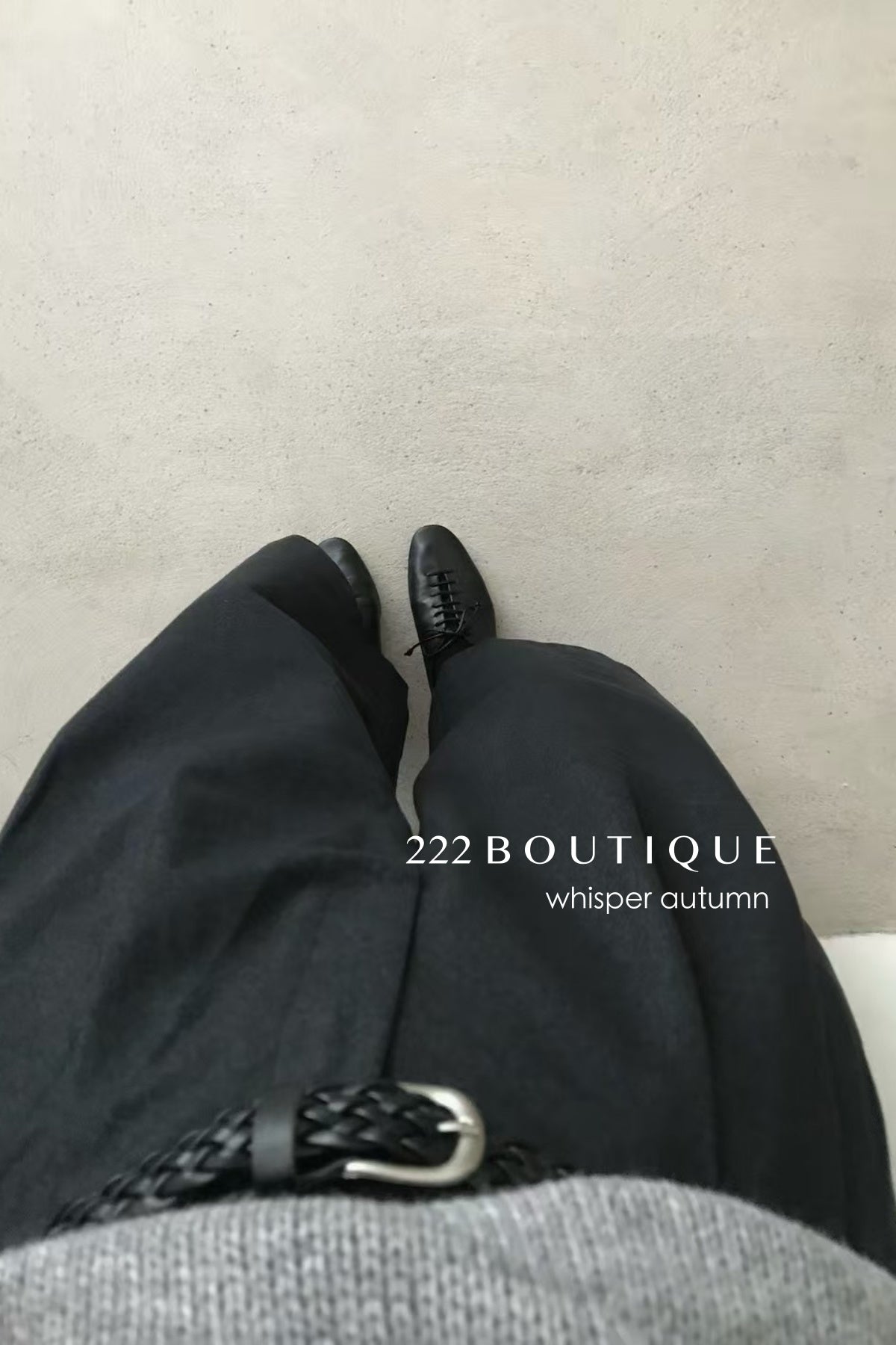 16Q15 Straight-leg khaki trousers with belt