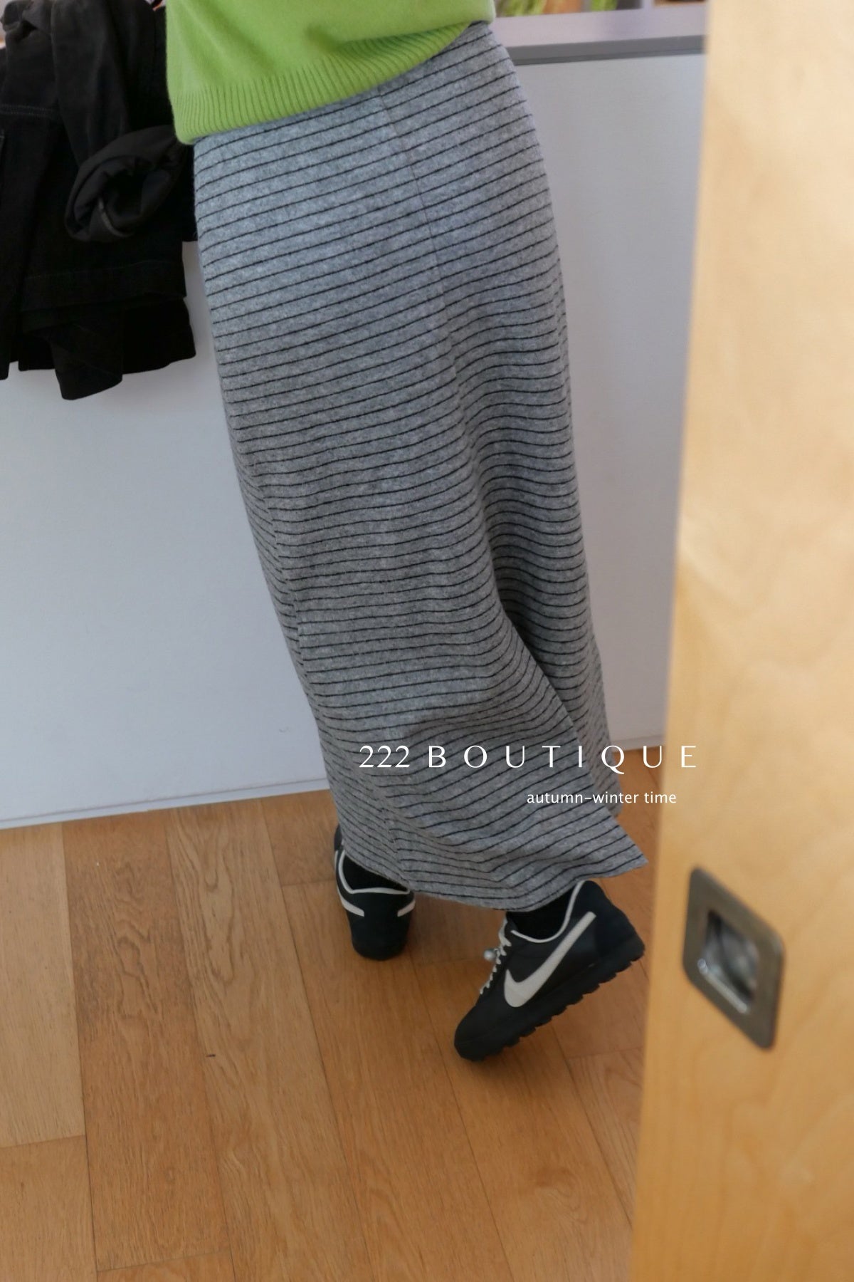 18v4 Striped long wool blend skirt