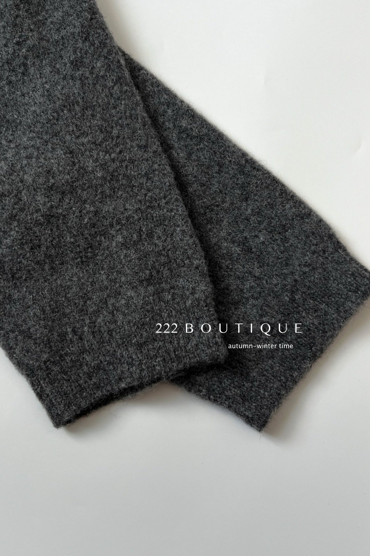 18a55 Basic cashmere polo sweater