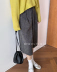 18q14 Basic high-waist wool culottes