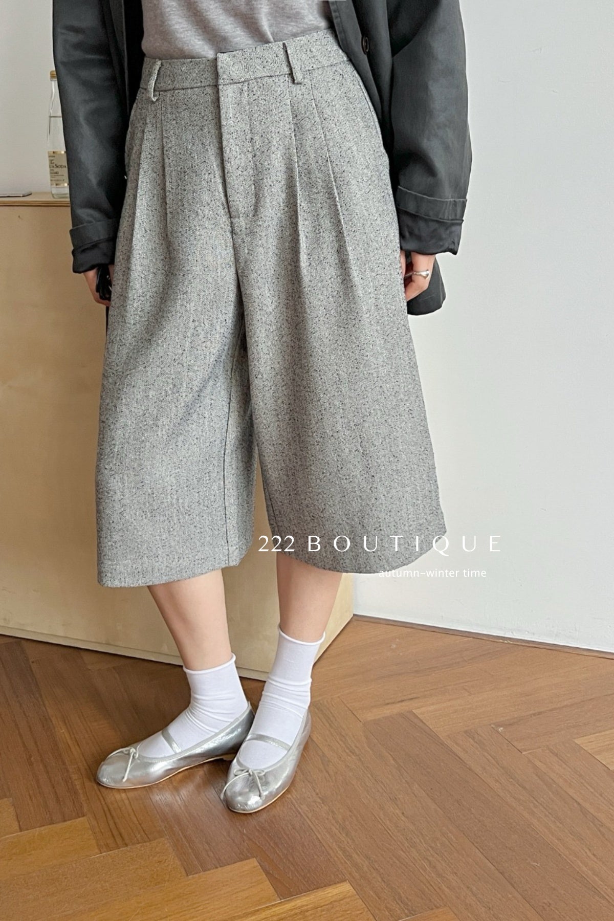 18q14 Basic high-waist wool culottes