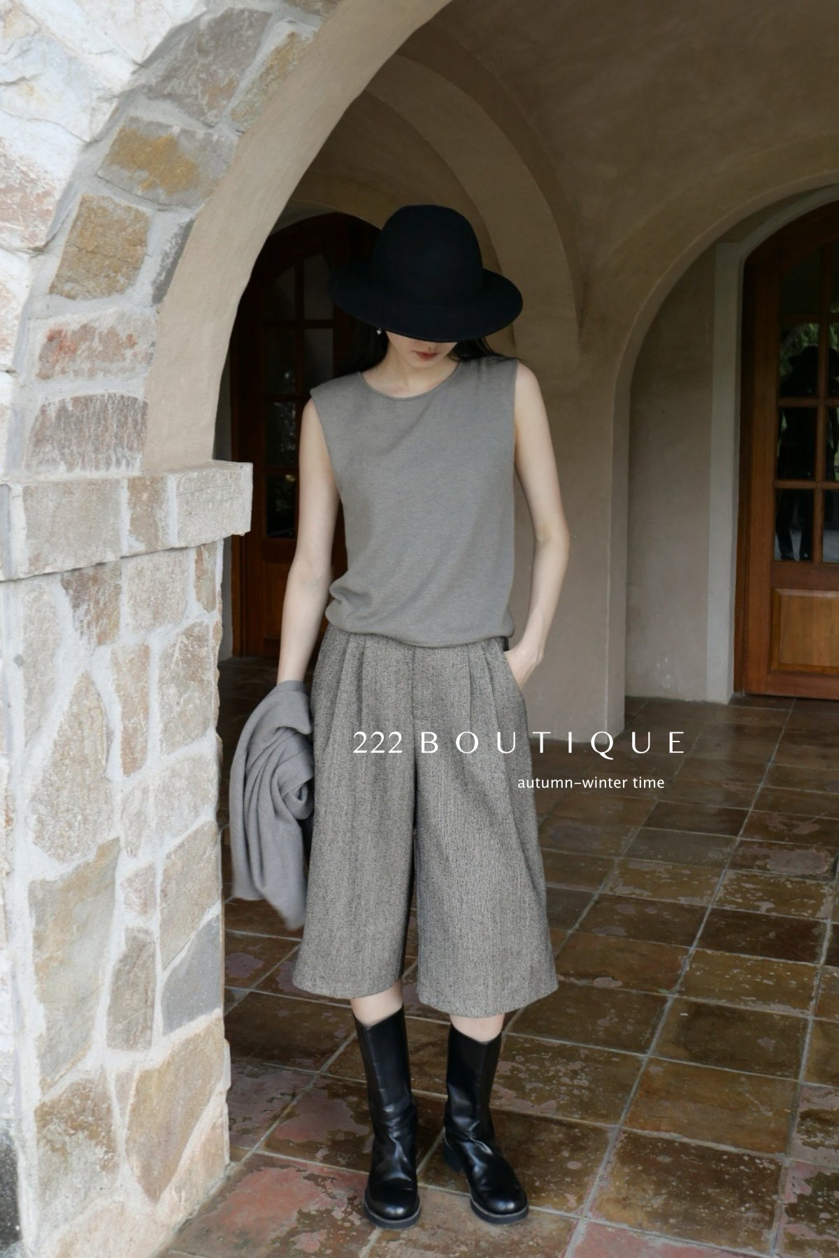18q14 Basic high-waist wool culottes