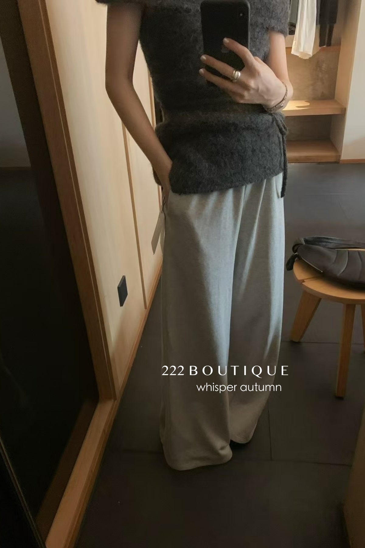 17q33 Cotton trousers with ruffled waist