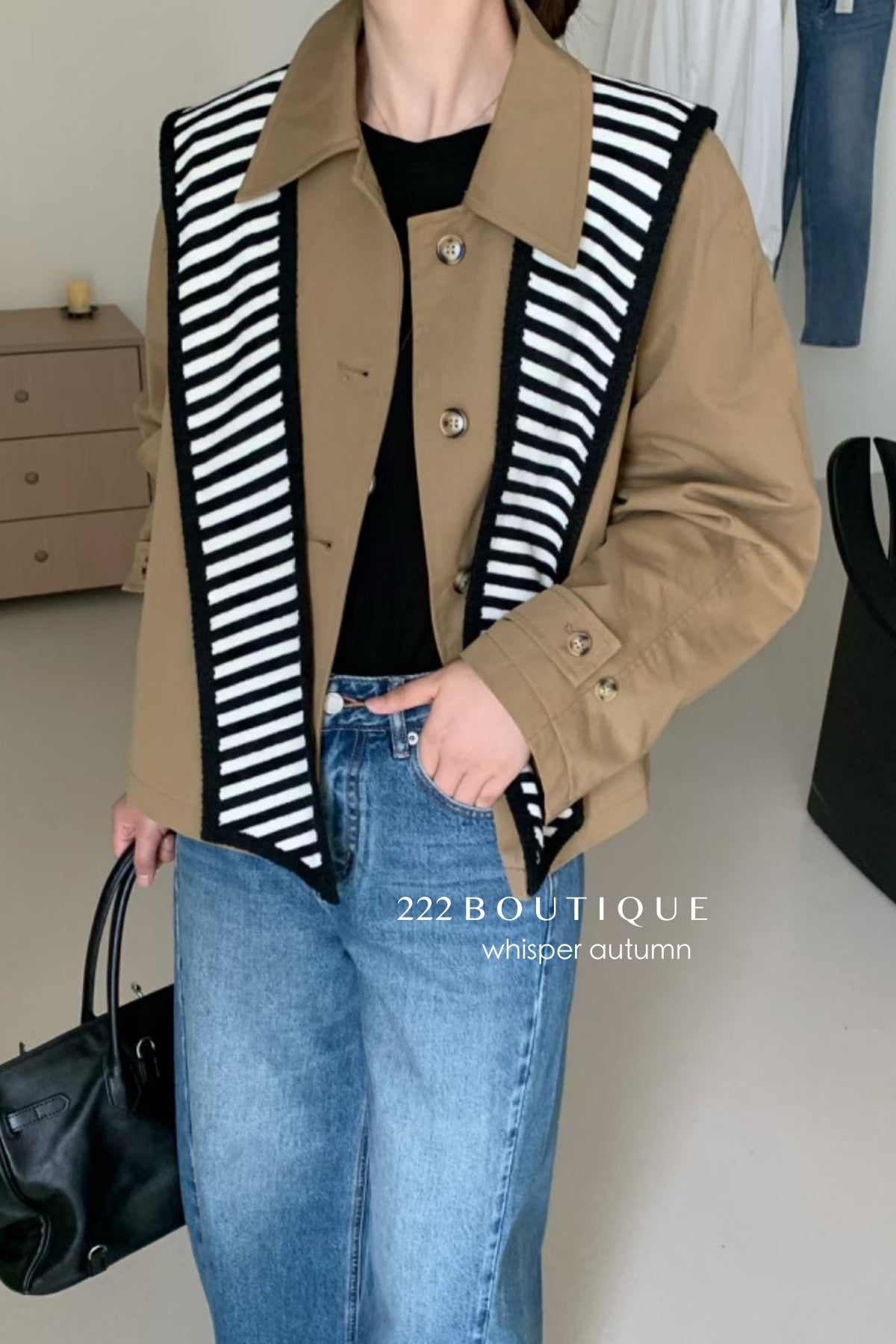 17a63 Suede trench-style jacket with classic collar and scarf