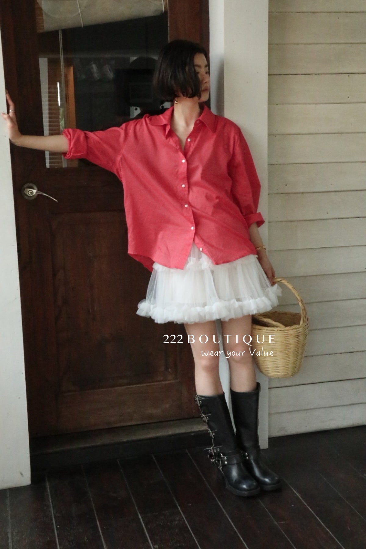 13a20 Basic button-down shirt