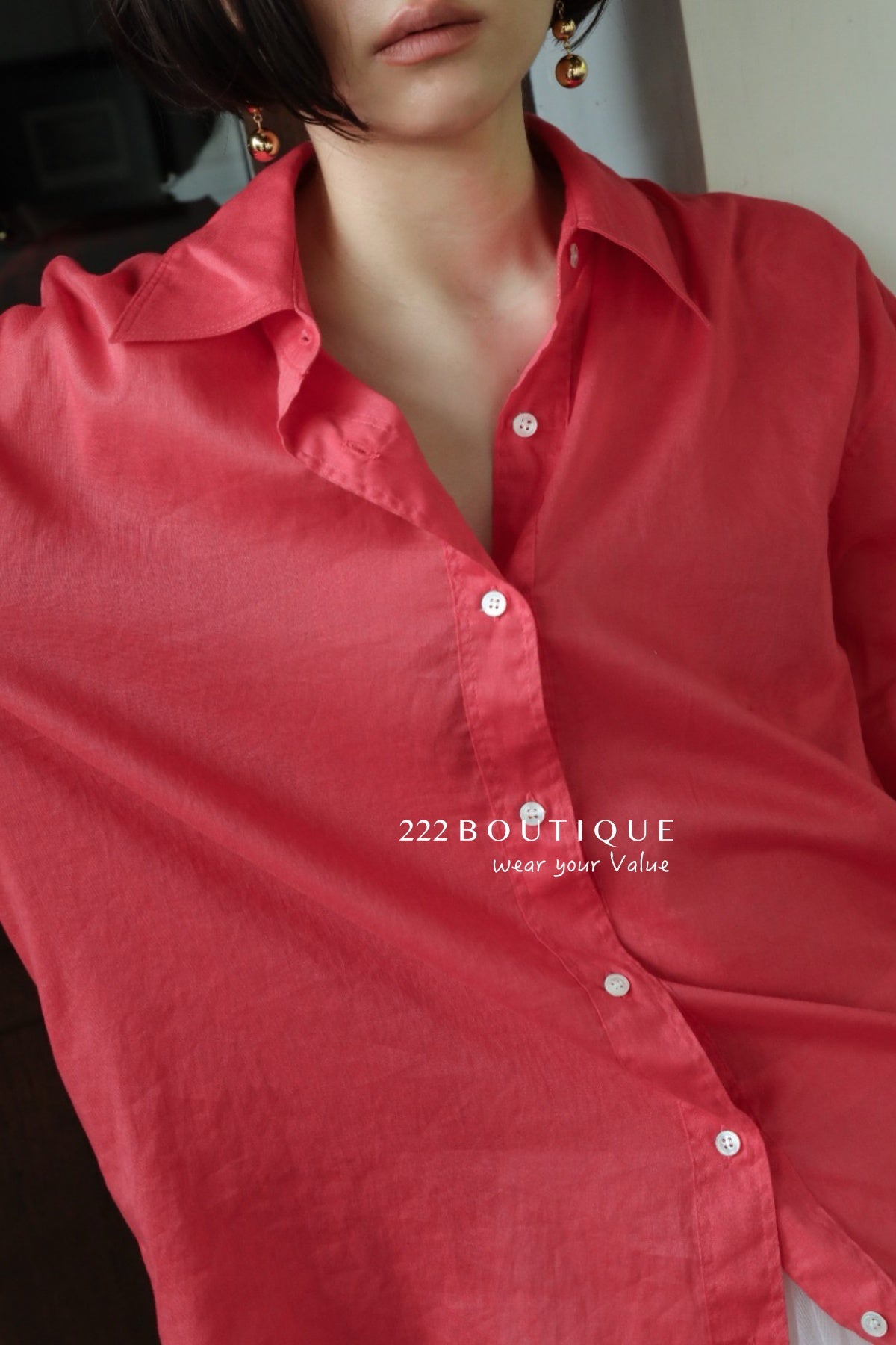 13a20 Basic button-down shirt