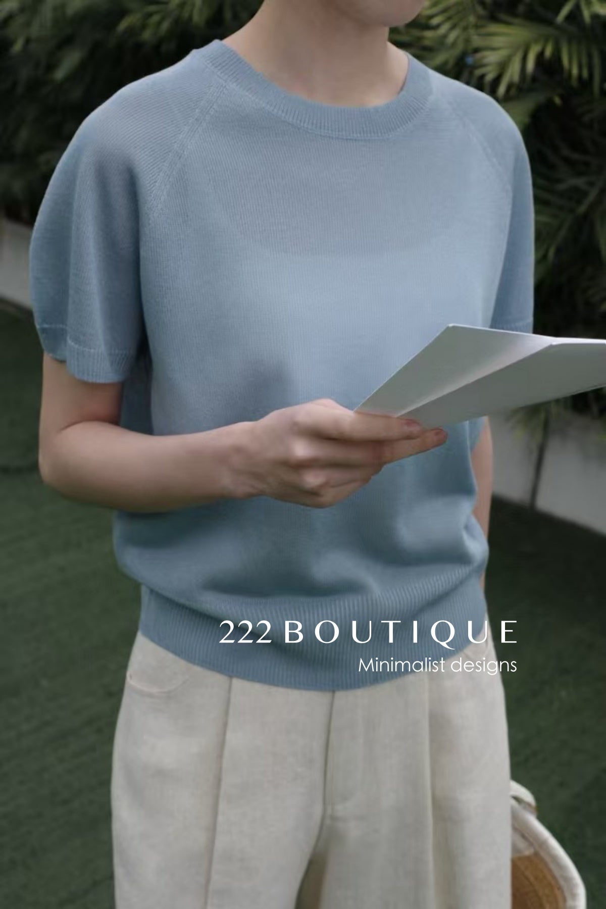 12q74 Short-sleeve knit top
