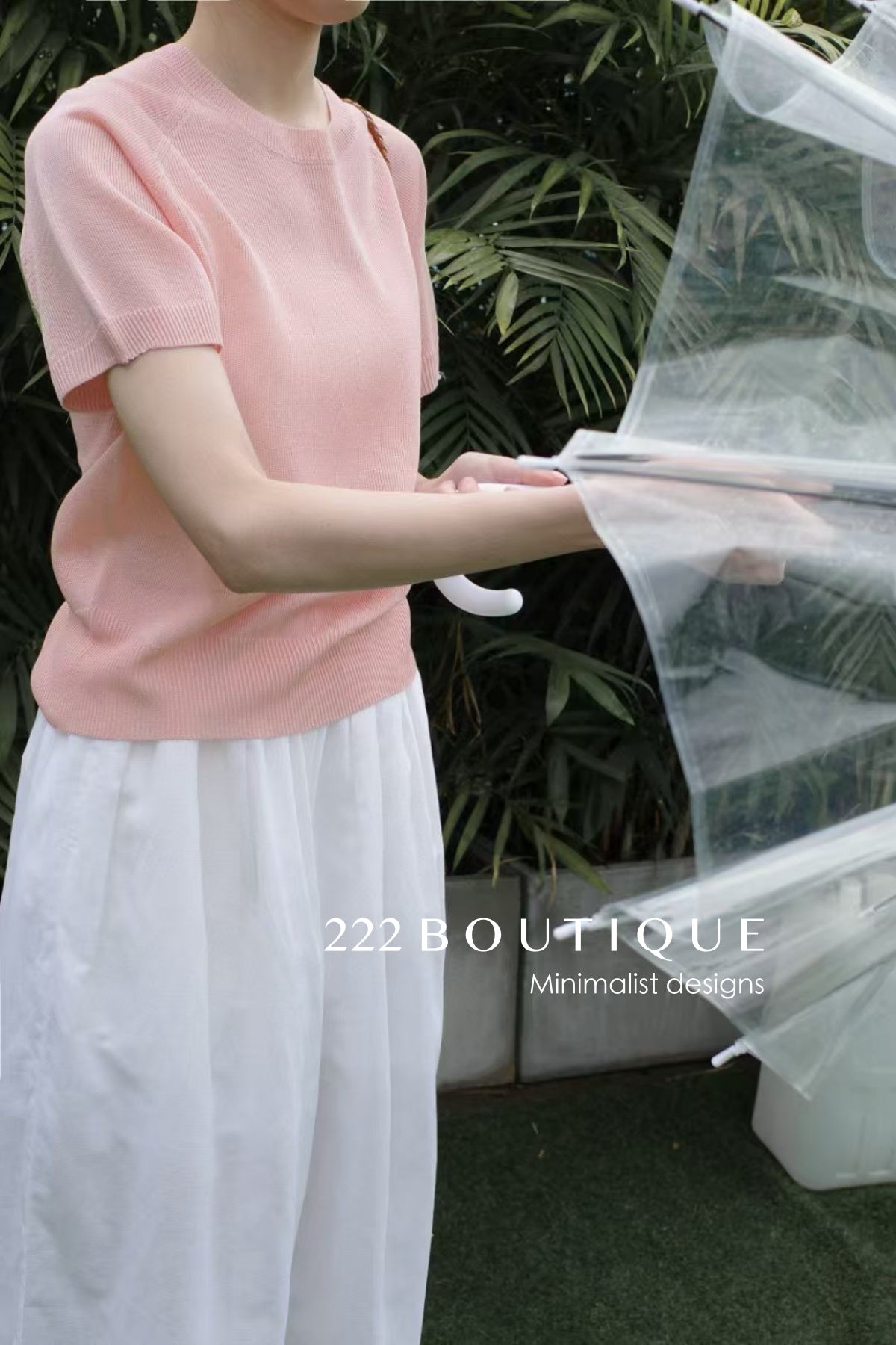 12q74 Short-sleeve knit top
