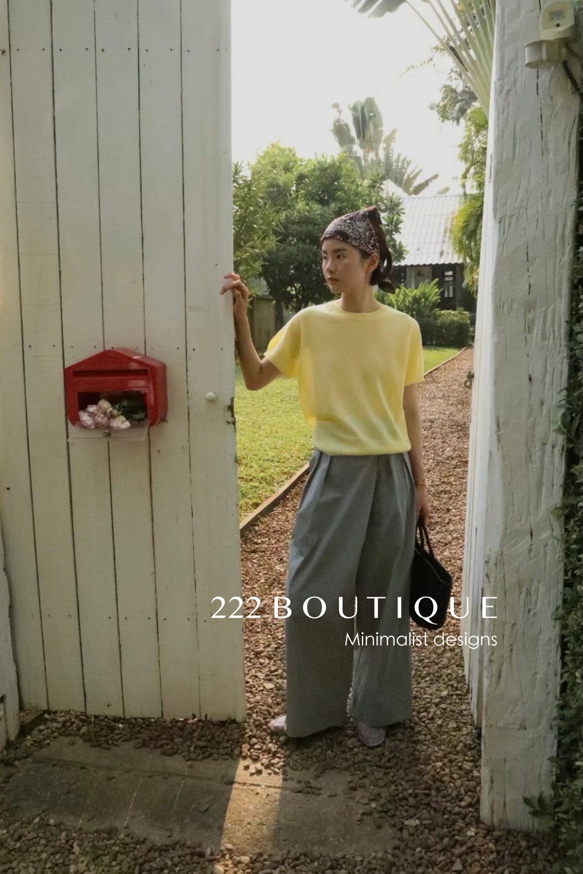 12q74 Short-sleeve knit top