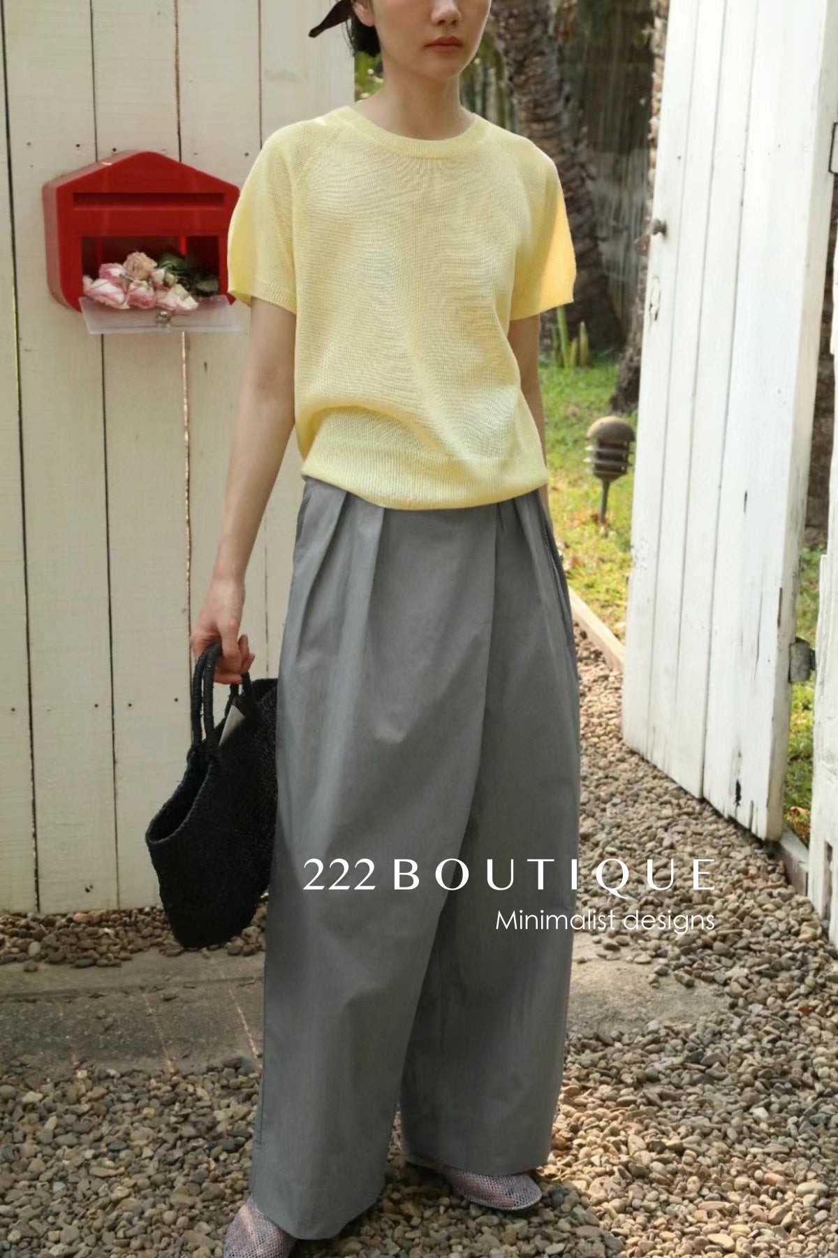 12q74 Short-sleeve knit top