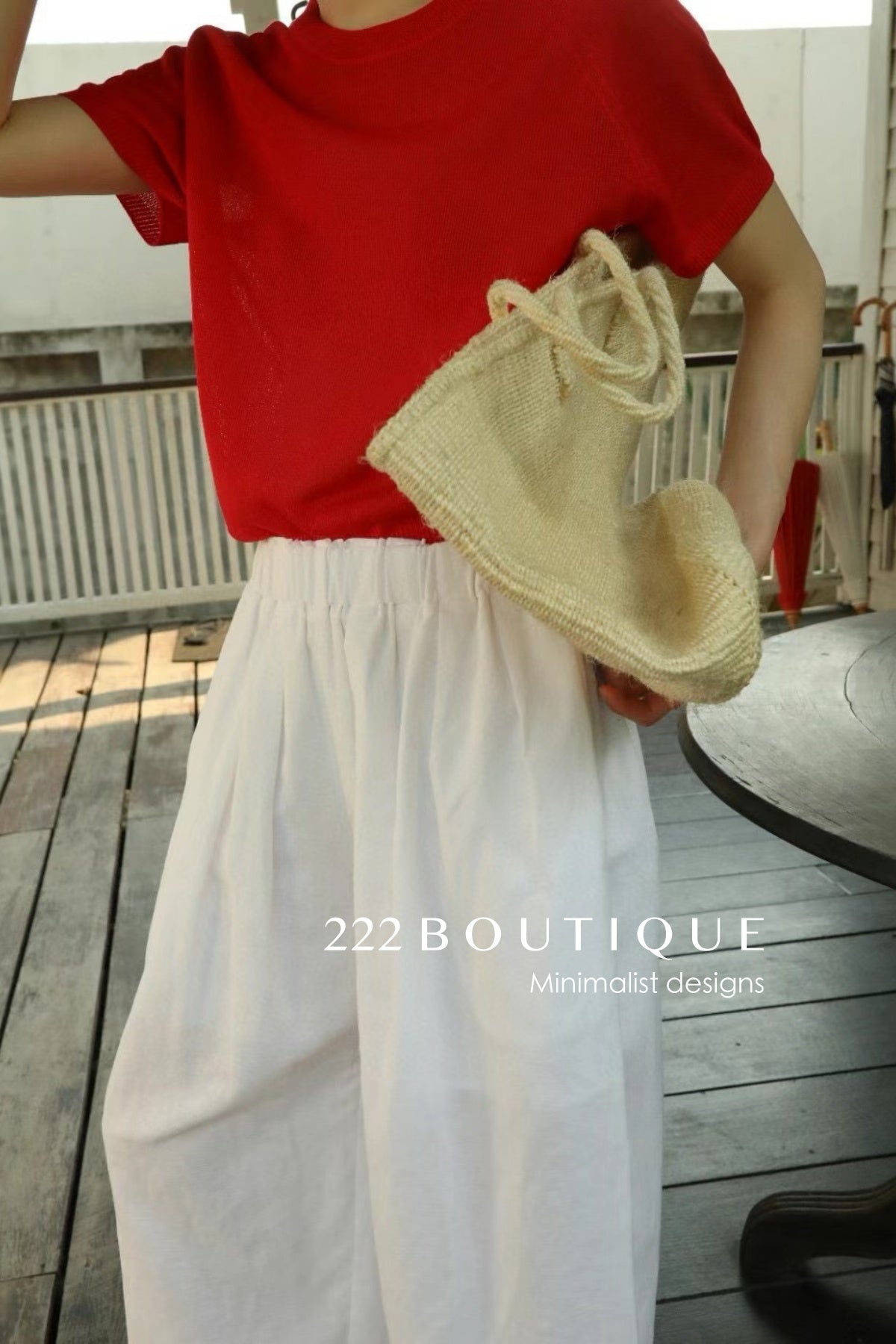 12q74 Short-sleeve knit top