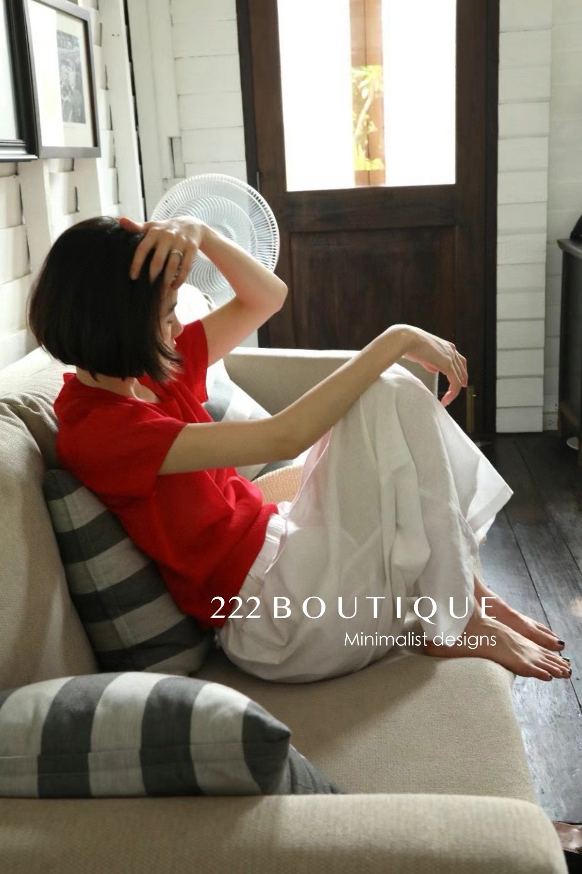 12q74 Short-sleeve knit top