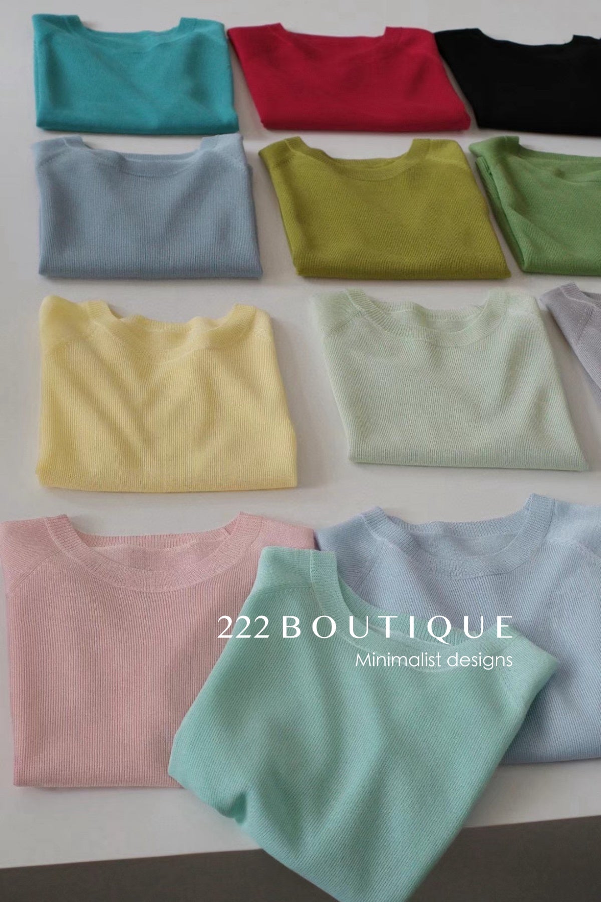 12q74 Short-sleeve knit top