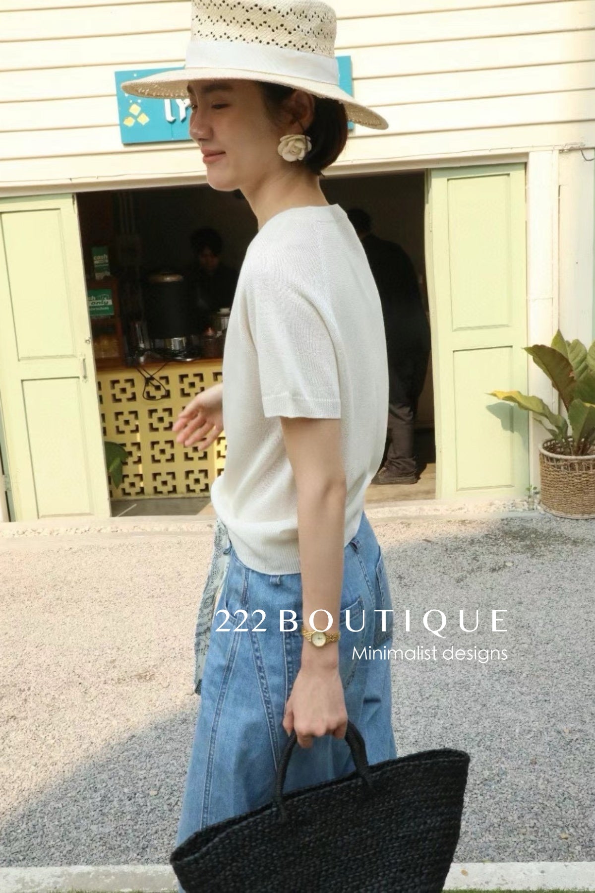 12q74 Short-sleeve knit top