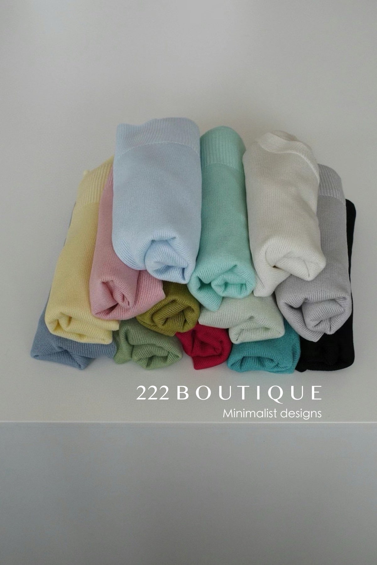 12q74 Short-sleeve knit top