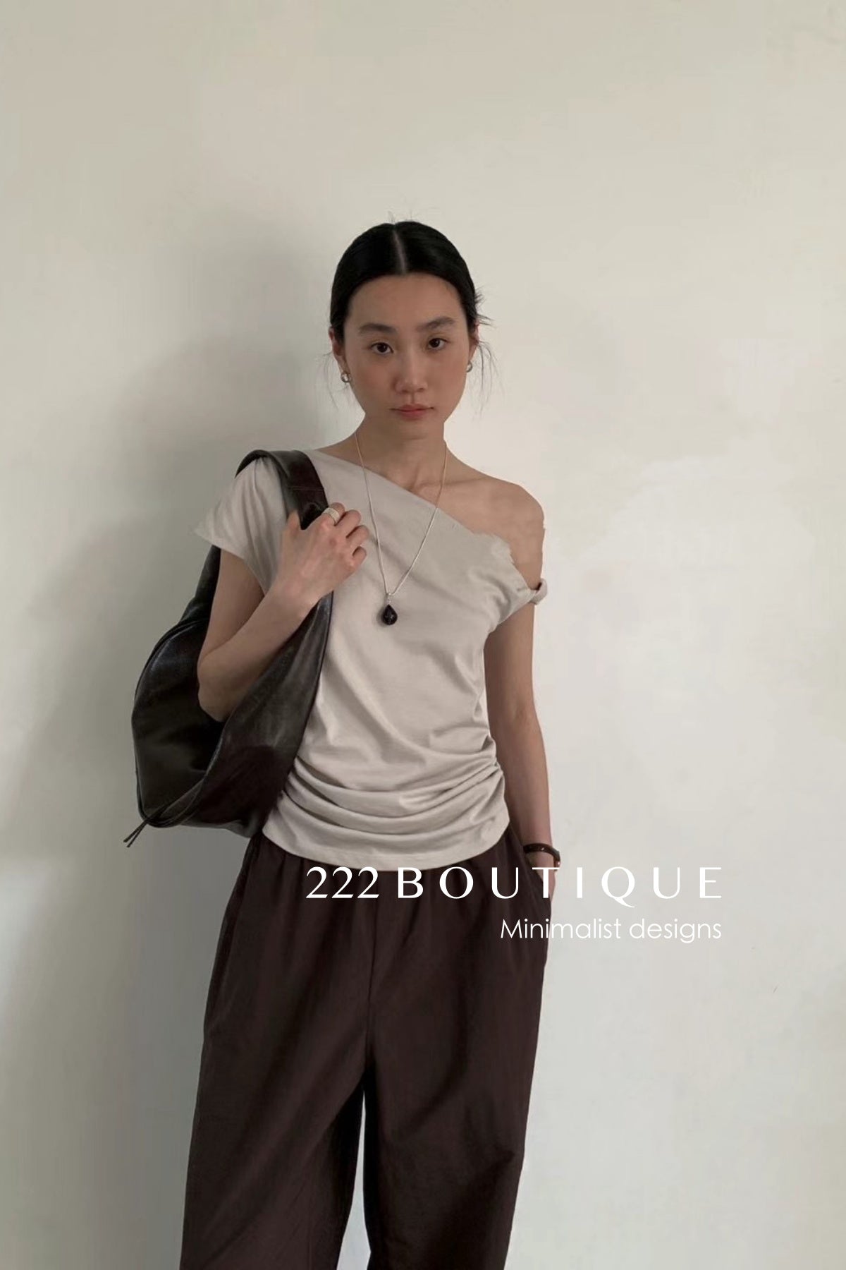 12a169 Draped Asymmetric Top – Soft Contour