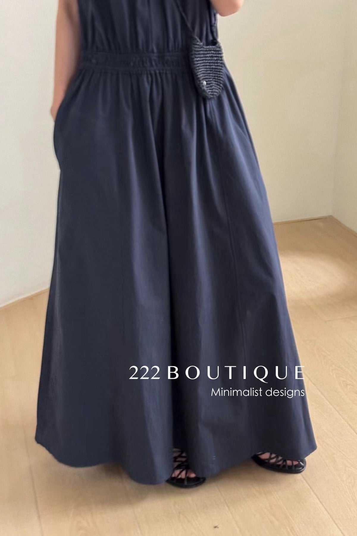 12v150 Sleeveless Gathered-Waist Dress – Modern Ease