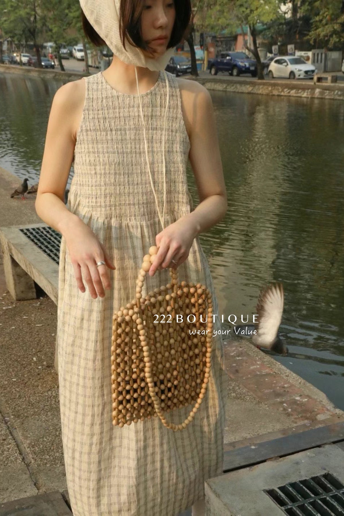 13V33 Sleeveless striped dress