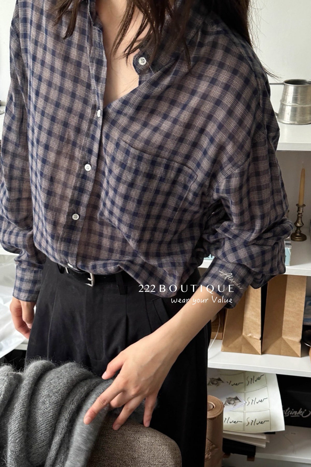 13a65 Summer-ready striped button-down shirt
