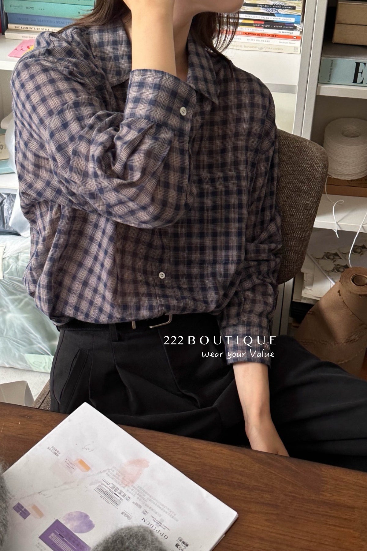 13a65 Summer-ready striped button-down shirt