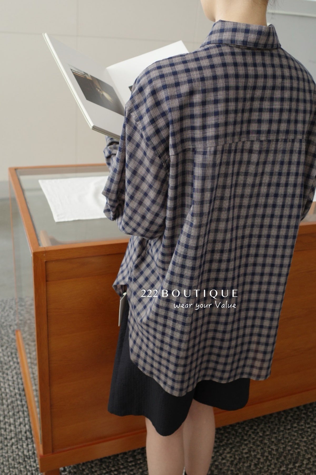 13a65 Summer-ready striped button-down shirt