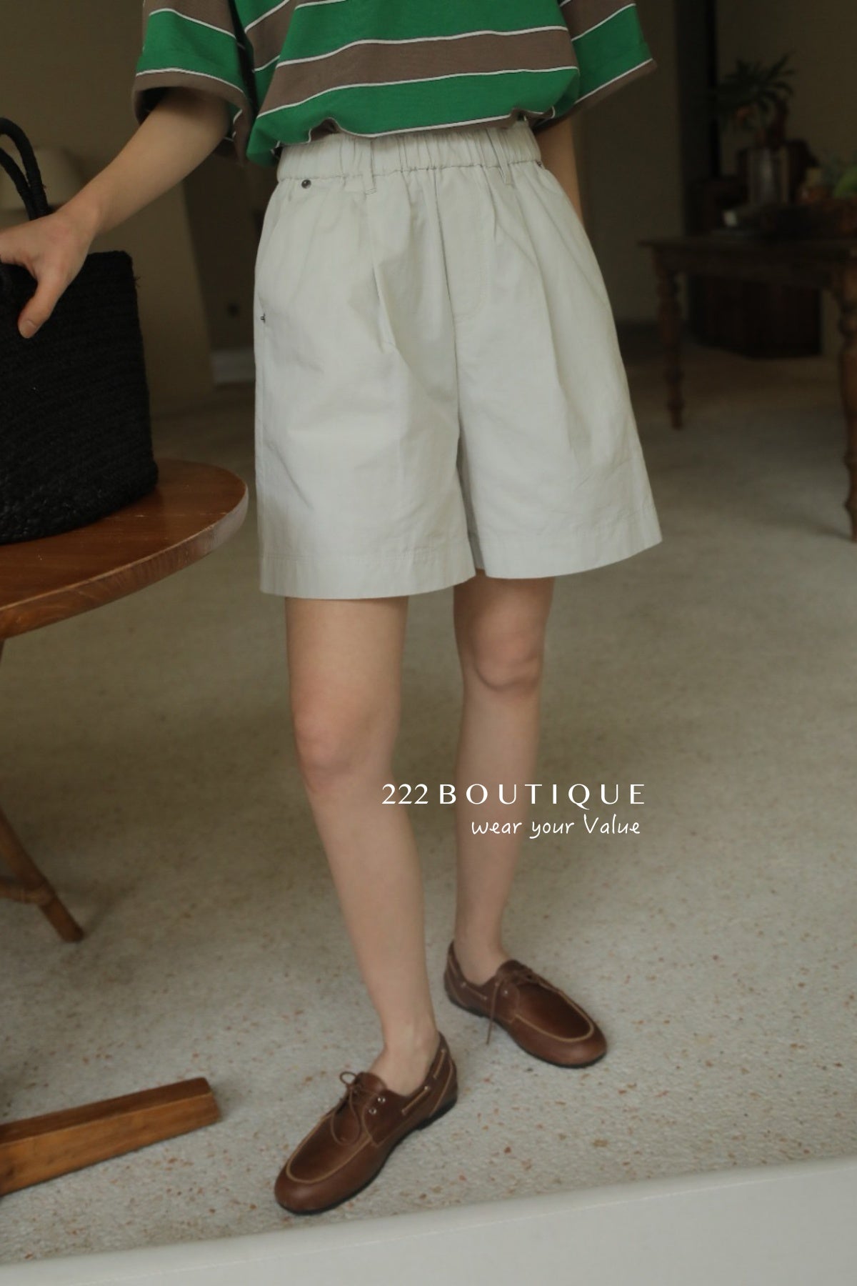 13q27 Basic Bermuda shorts
