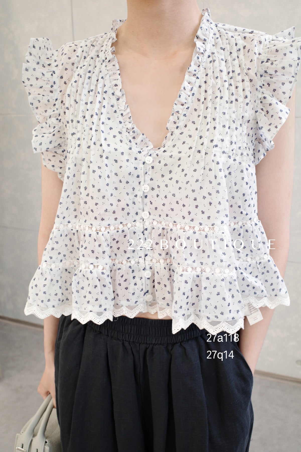 27A118-  FLORAL RUFFLE TOP