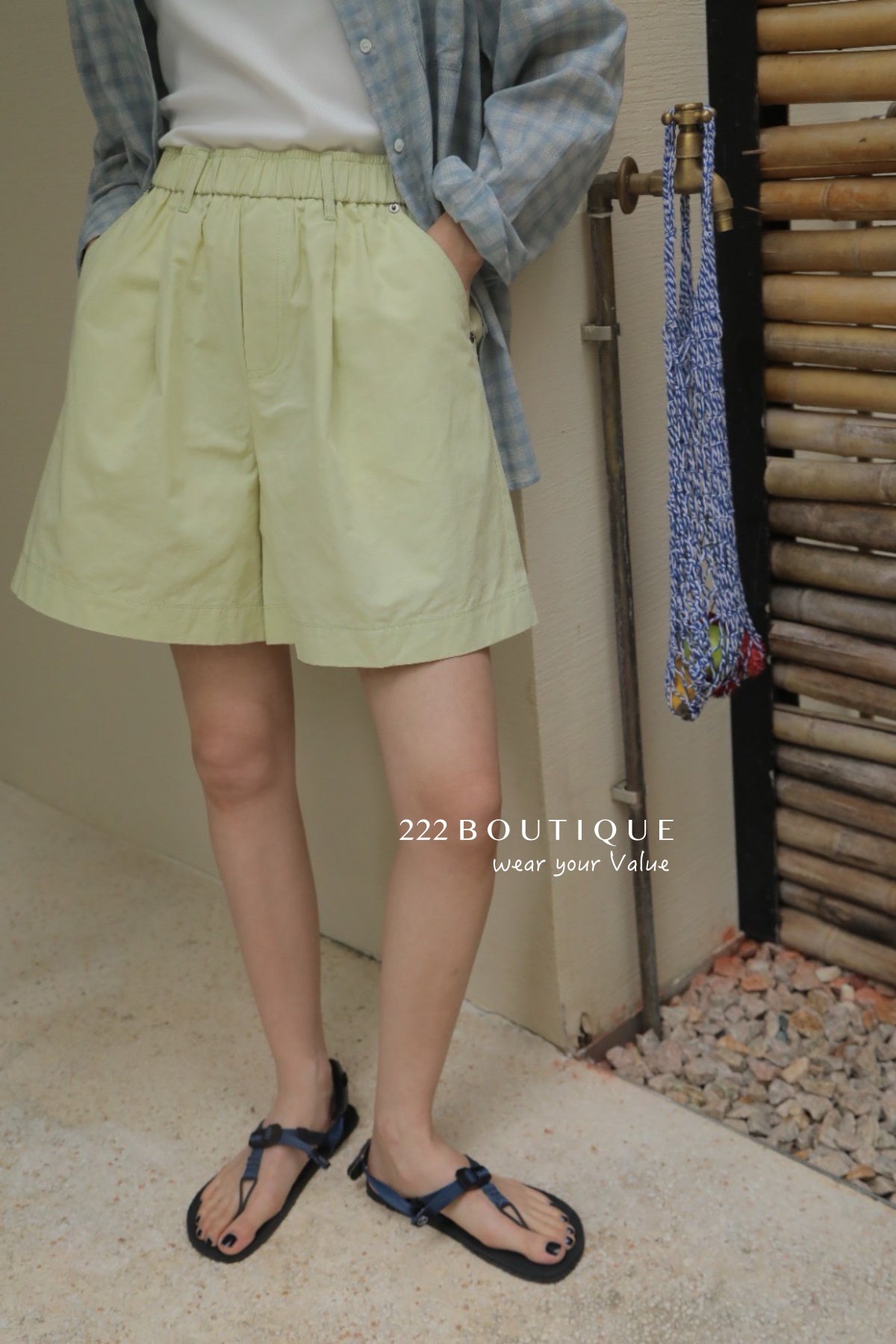 13q27 Basic Bermuda shorts
