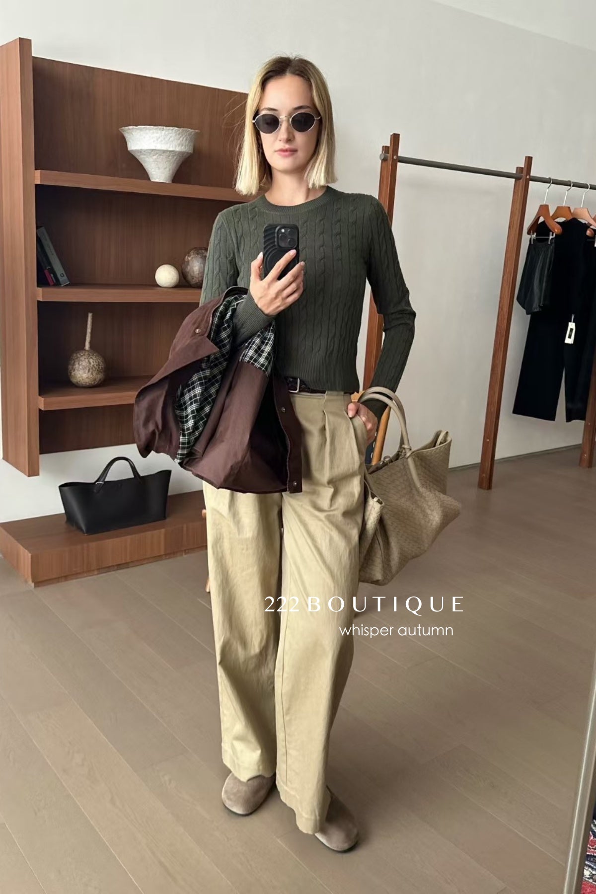 16a116 Cashmere polo sweater