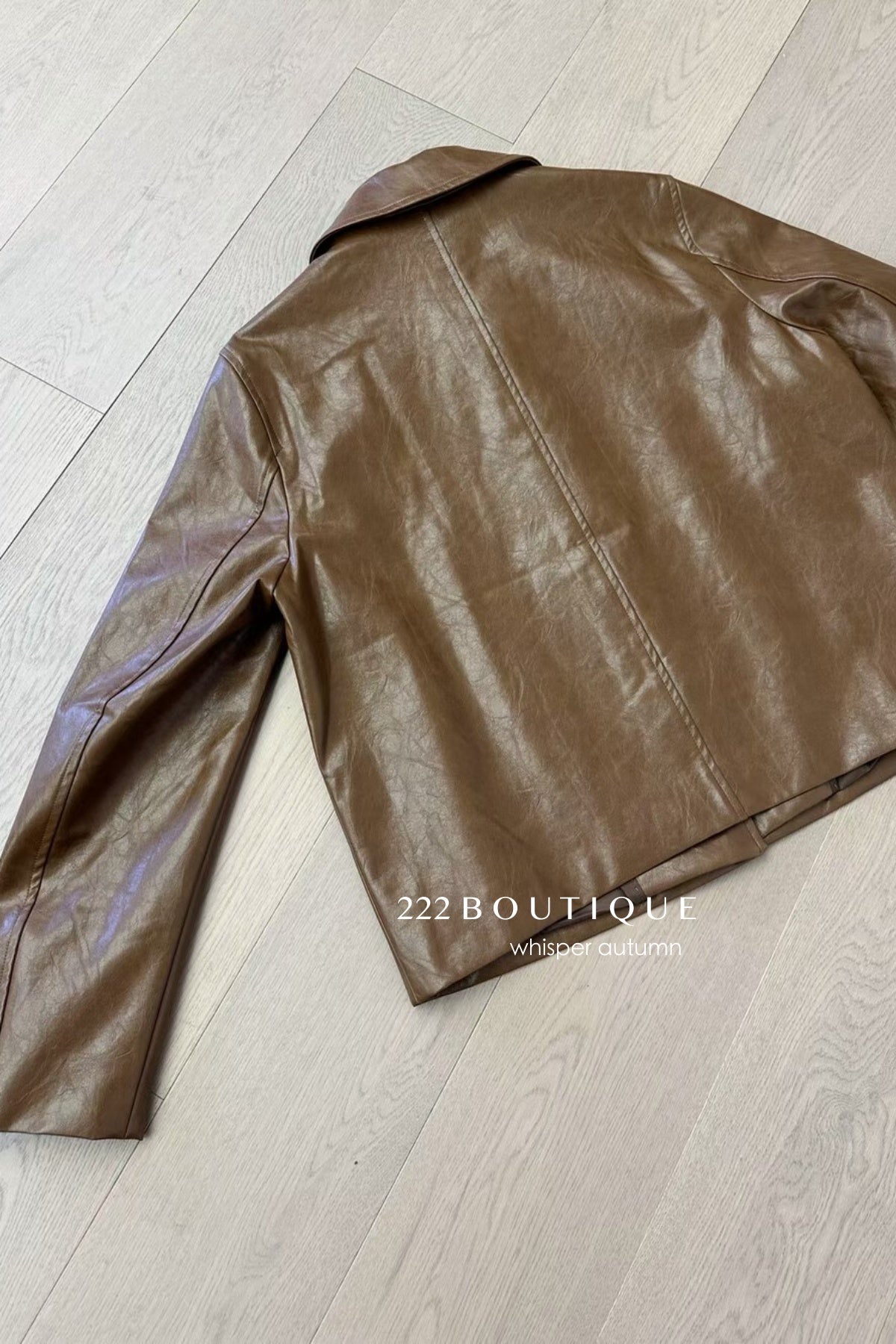16a111 Basic leather jacket with notch collar