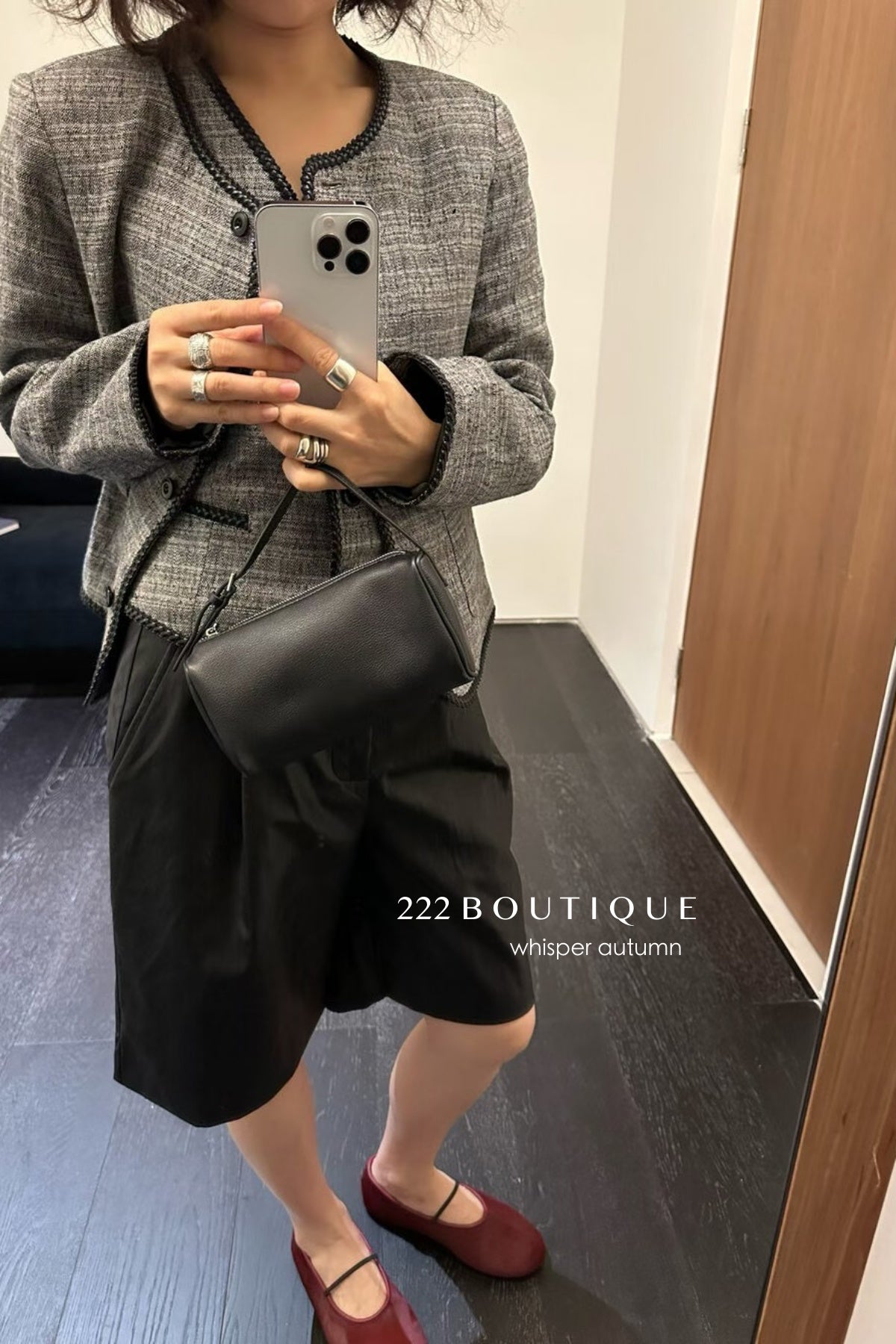 16a110 Tweed wool jacket with round neck