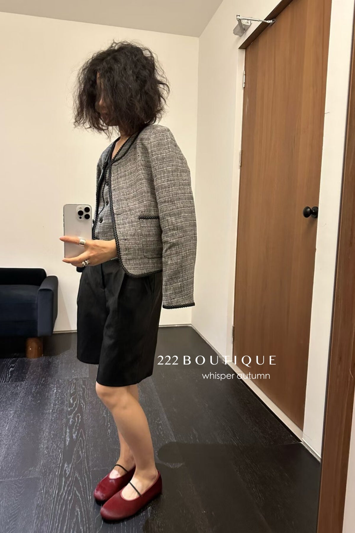 16a110 Tweed wool jacket with round neck