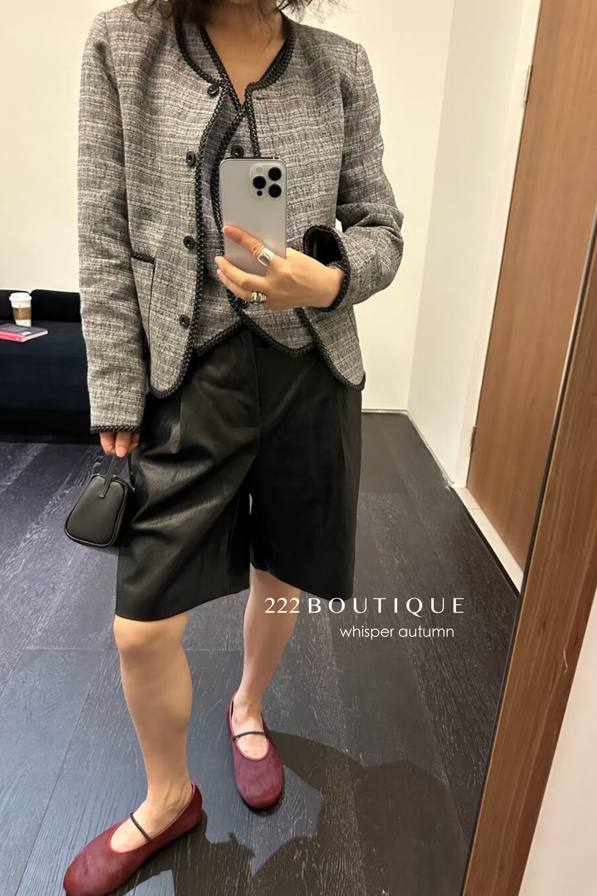 16a110 Tweed wool jacket with round neck