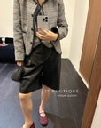 16a110 Tweed wool jacket with round neck