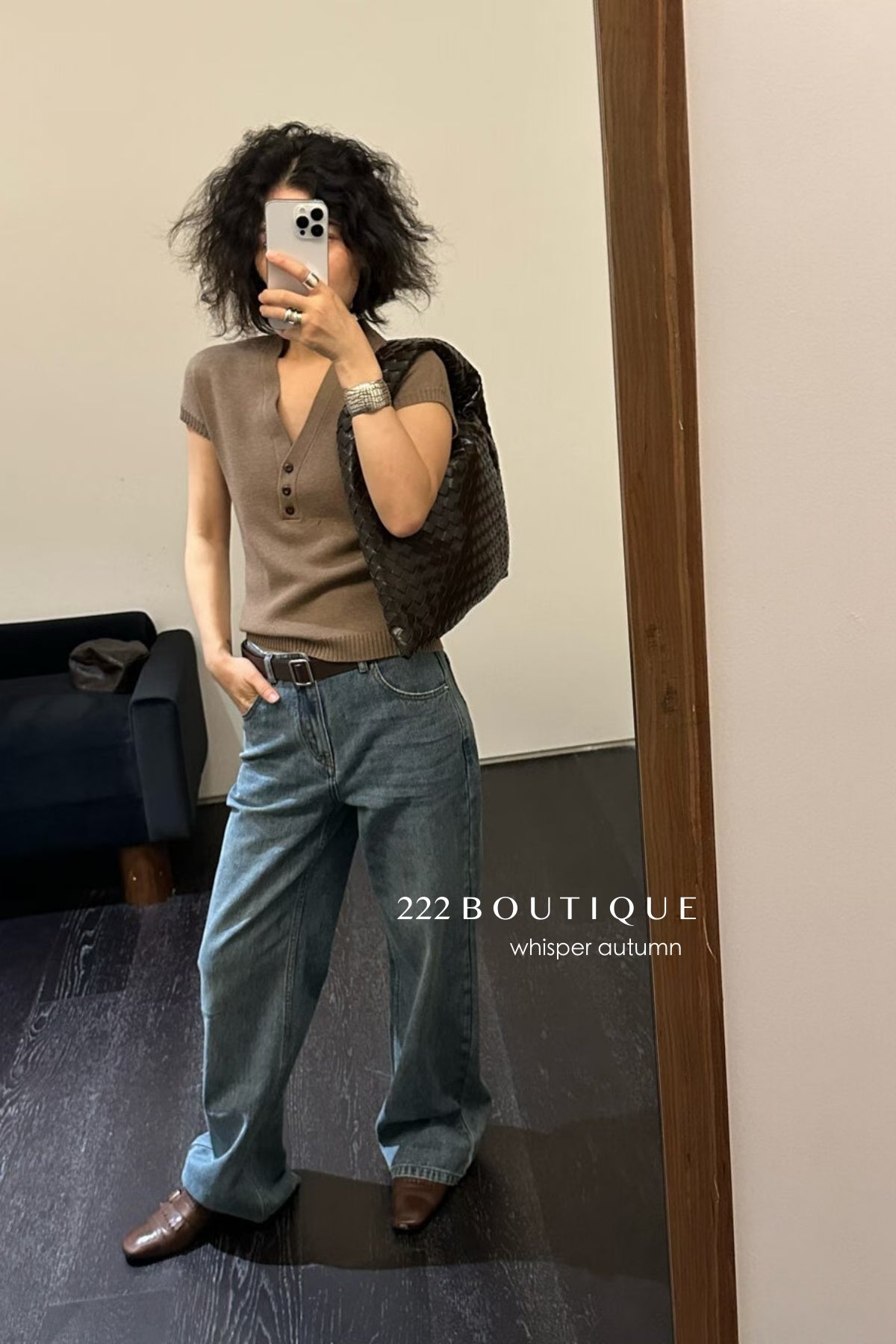 16a111 Short-sleeve V-neck cashmere top