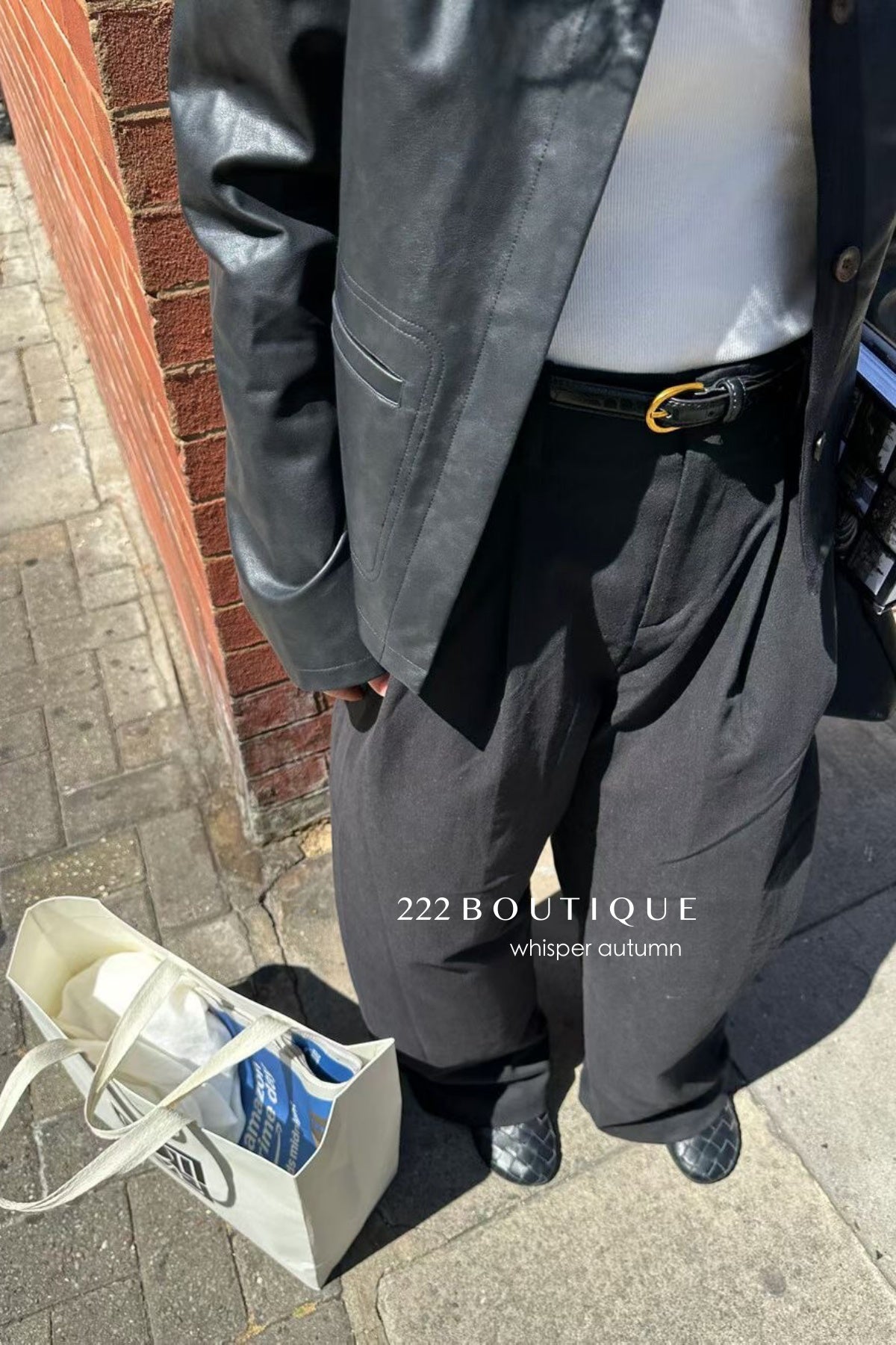16q26 Korean khaki straight-leg trousers
